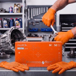 СУПЕР Плотные нитриловые перчатки MediOK Diamond Grip Firefall оранжевого цвета, размер M, 50 шт 1097 фото